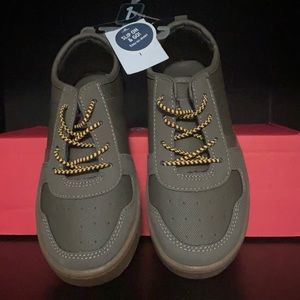 Boys Carter’s Slip On Sneakers Size 1